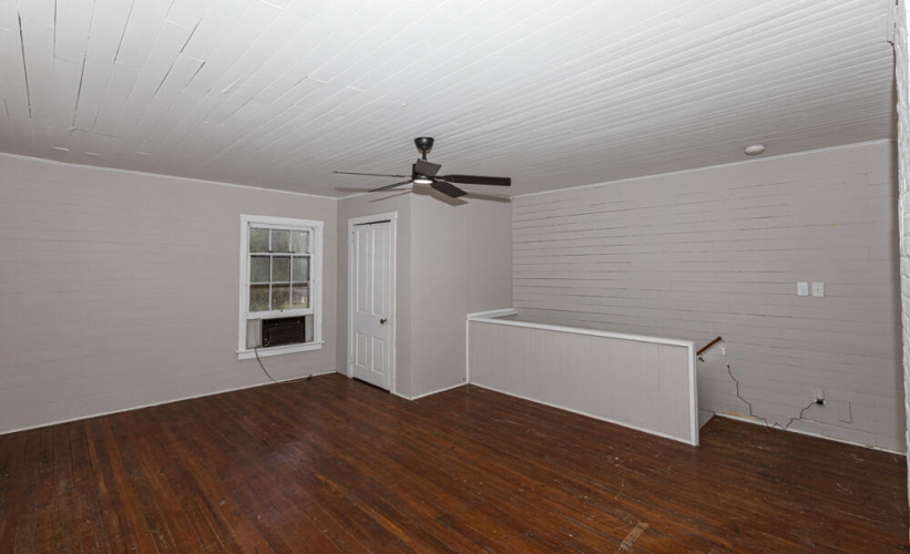 Listing Image 27