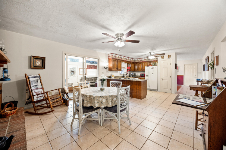 Listing Image 35