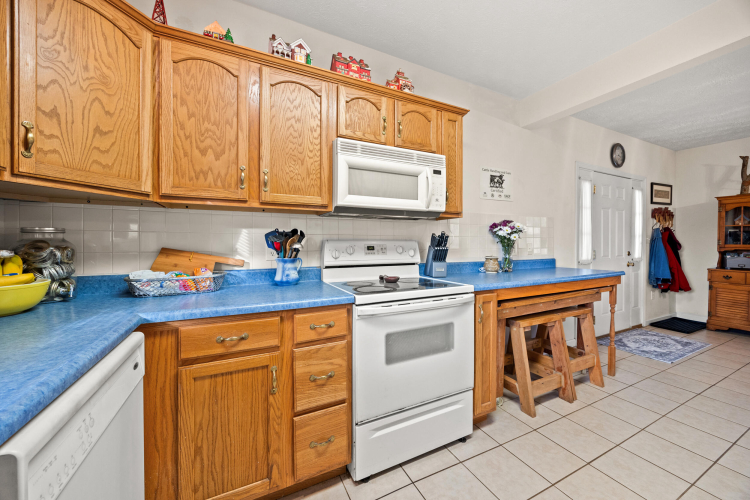 Listing Image 71