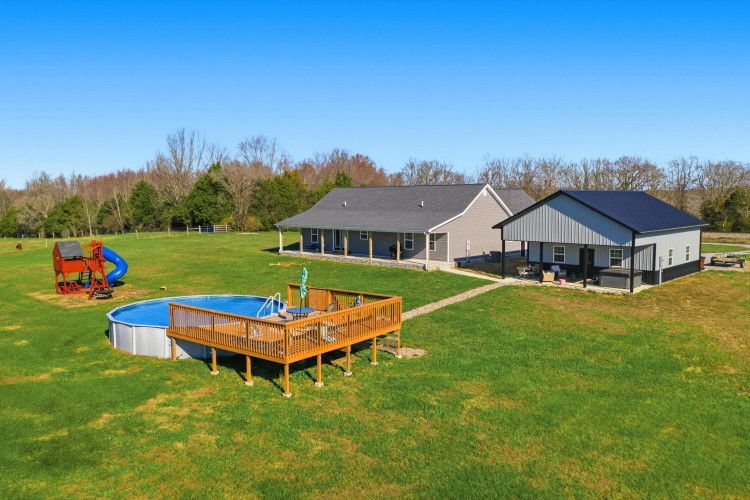 Listing Image 79
