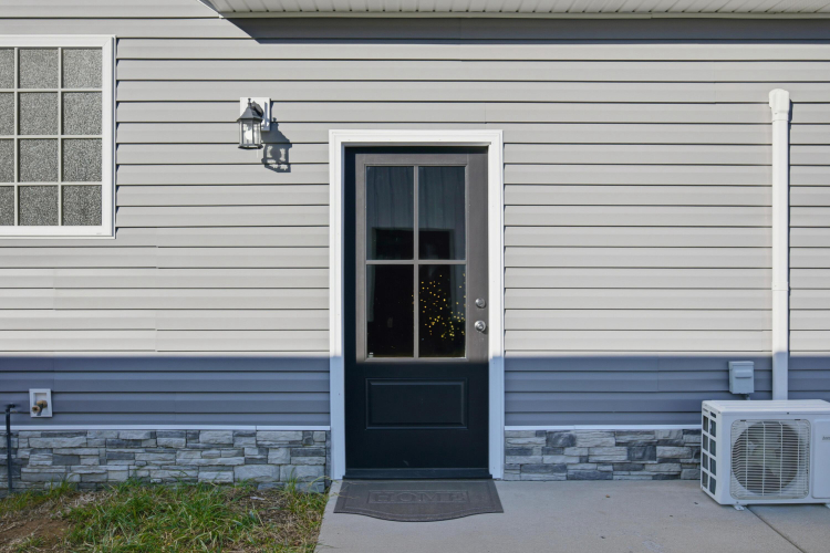 Listing Image 91