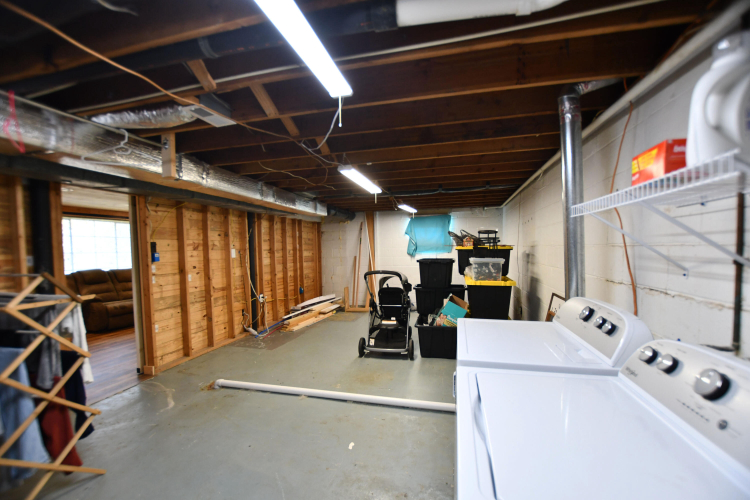 Listing Image 24