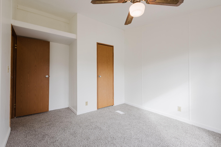 Listing Image 30