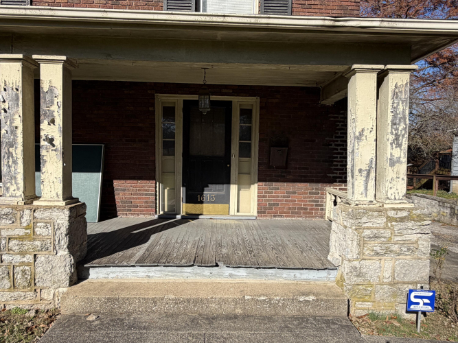 Listing Image 80