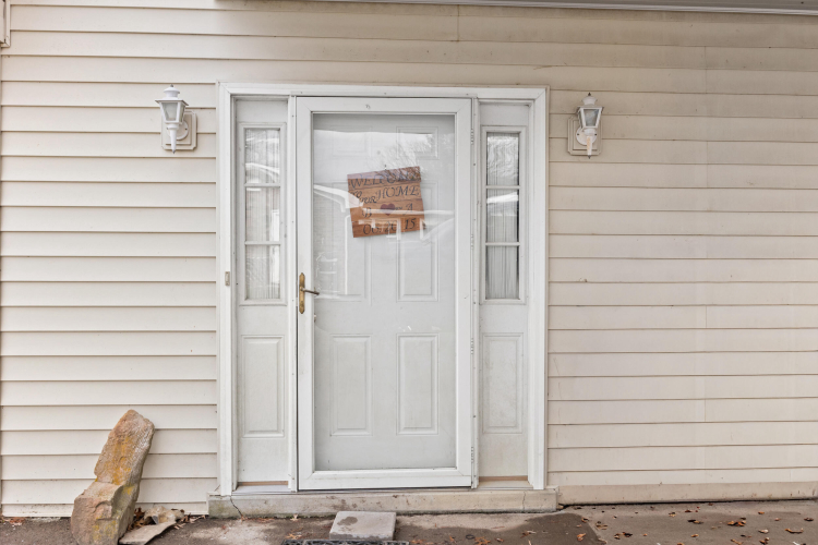 Listing Image 60