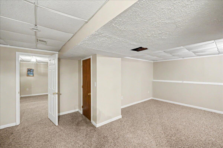Listing Image 55