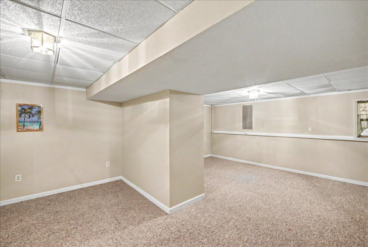 Listing Image 56