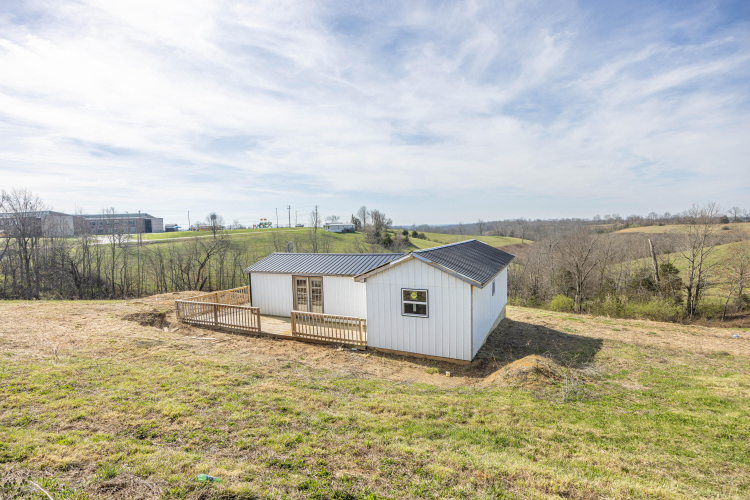 Listing Image 5