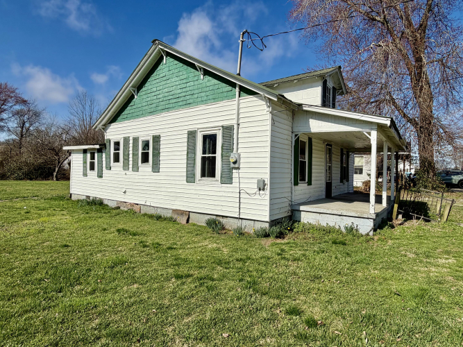 Listing Image 4