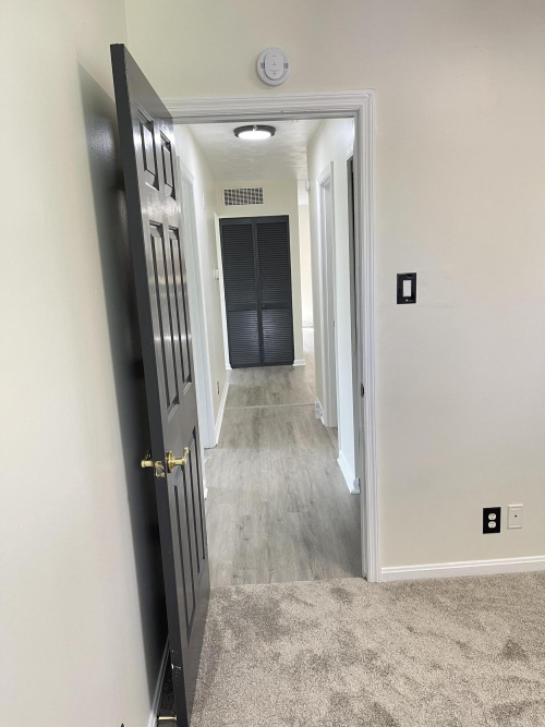 Listing Image 24