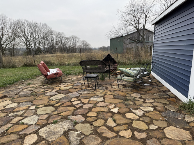 Listing Image 18