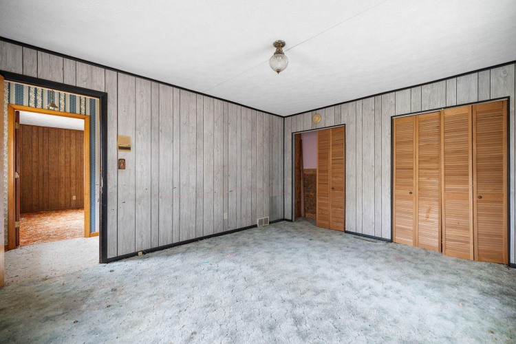 Listing Image 40