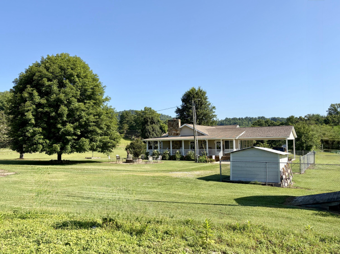 Listing Image 6