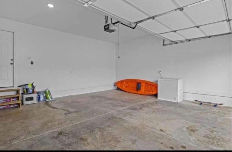 Listing Image 25