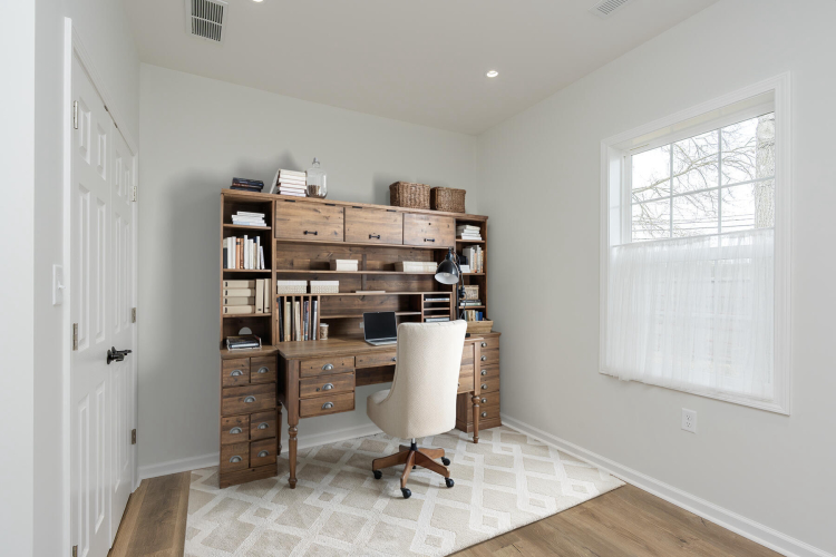 Listing Image 20