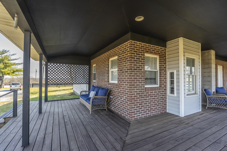 Listing Image 28