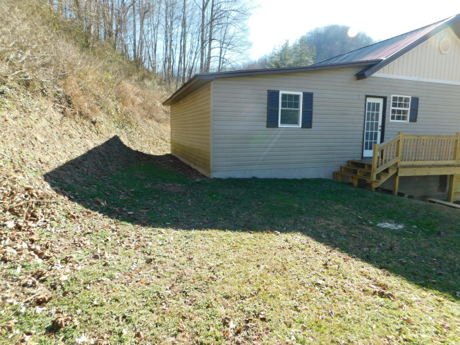 Listing Image 17