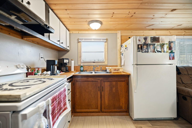 Listing Image 18