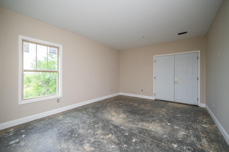 Listing Image 24