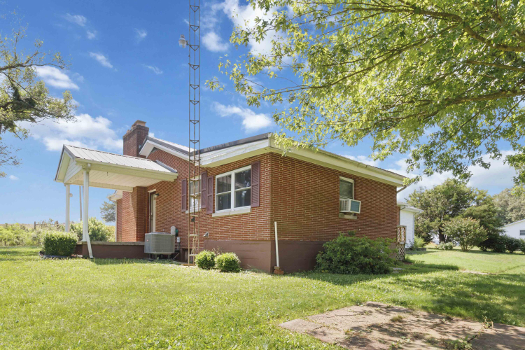 Listing Image 25