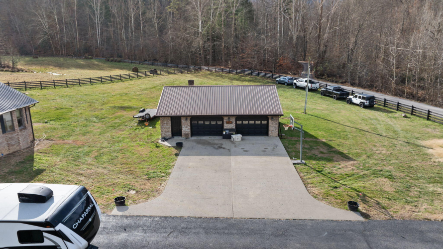 Listing Image 42