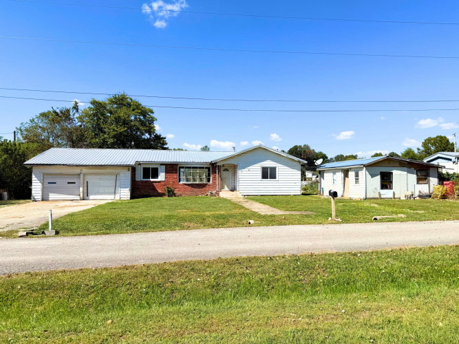 Listing Image 5