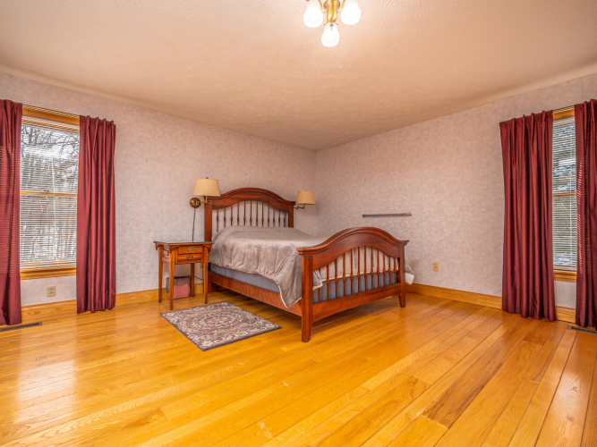 Listing Image 53