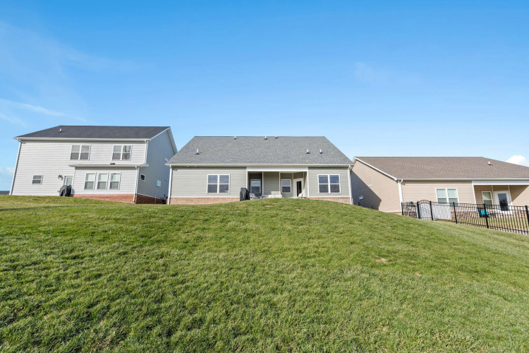 Listing Image 48