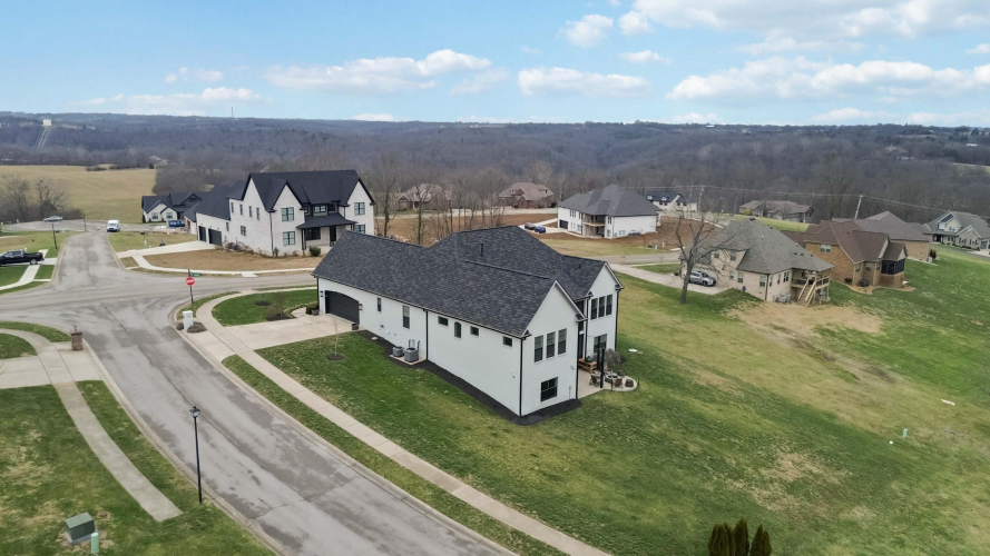 Listing Image 56