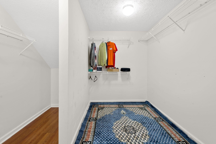 Listing Image 39