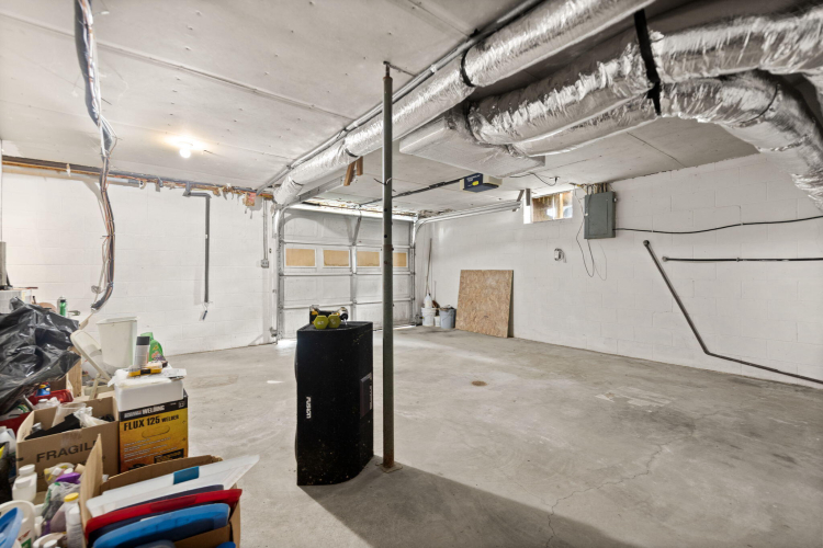Listing Image 41