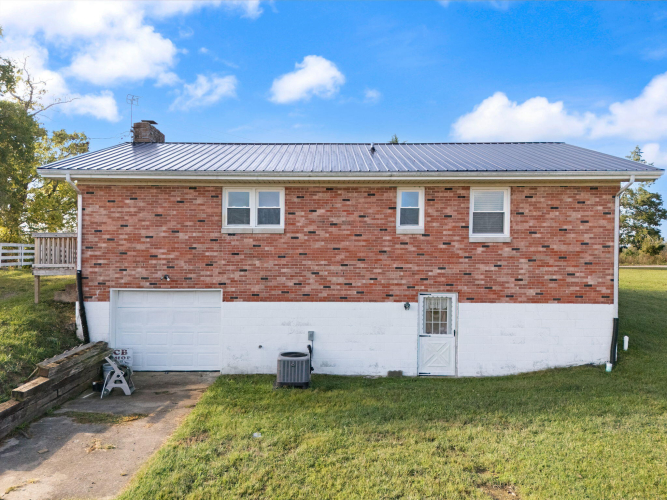 Listing Image 42