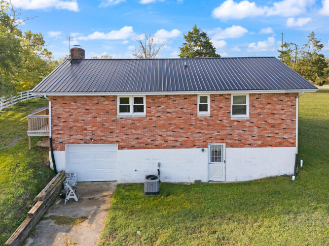 Listing Image 47