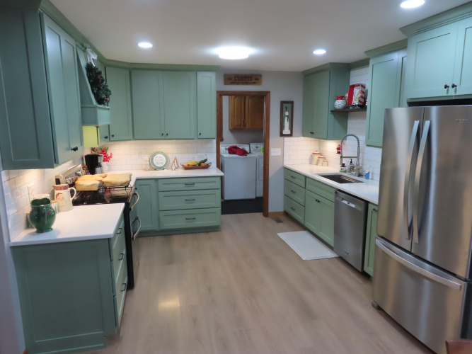Listing Image 9