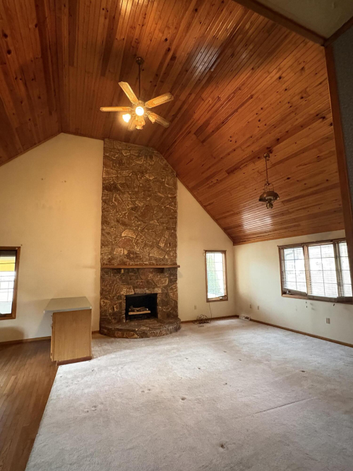 Listing Image 25