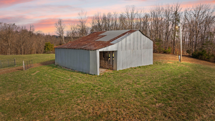 Listing Image 19