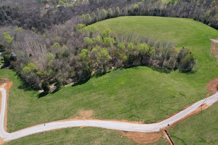 Listing Image 9