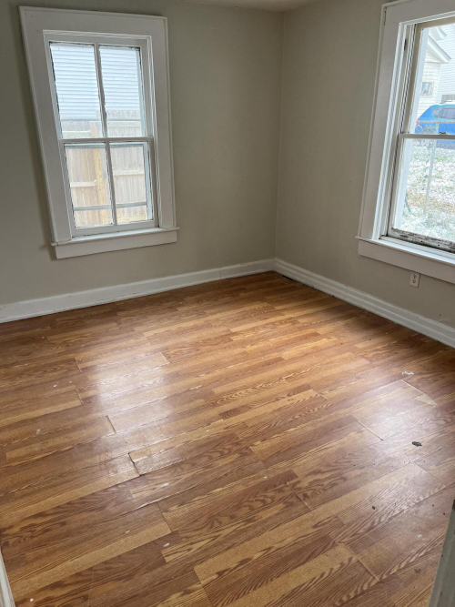 Listing Image 16