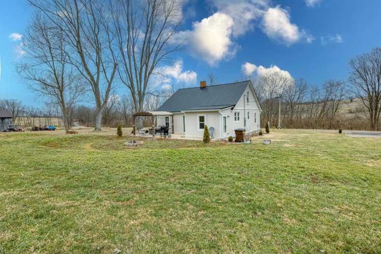 Listing Image 7