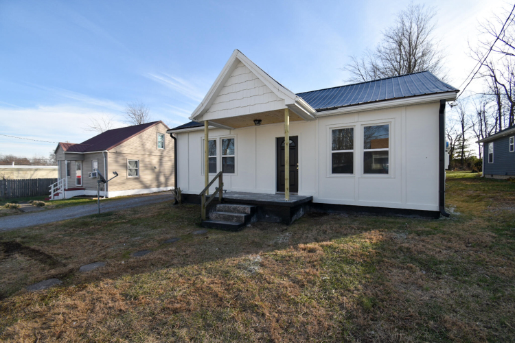 Listing Image 2