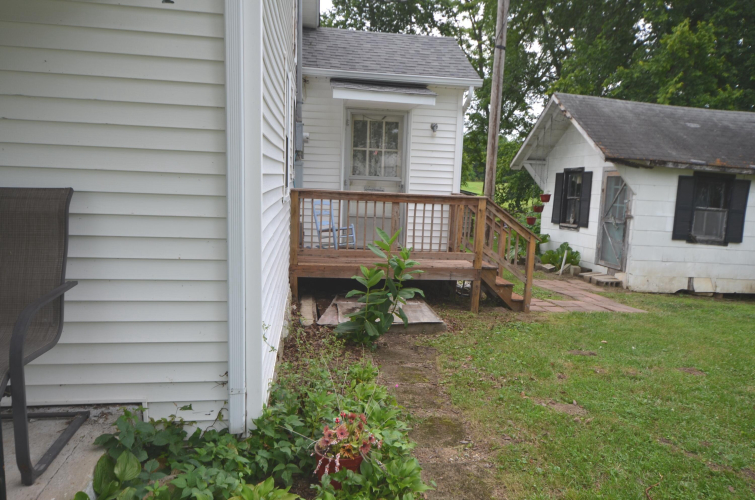 Listing Image 8