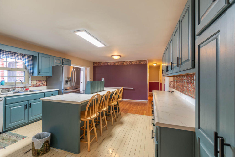 Listing Image 13