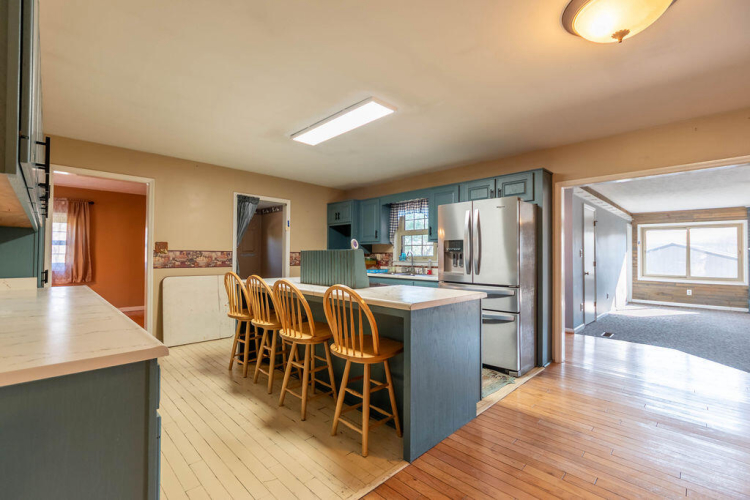 Listing Image 14