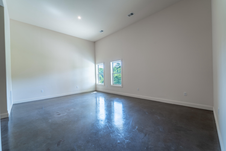 Listing Image 37