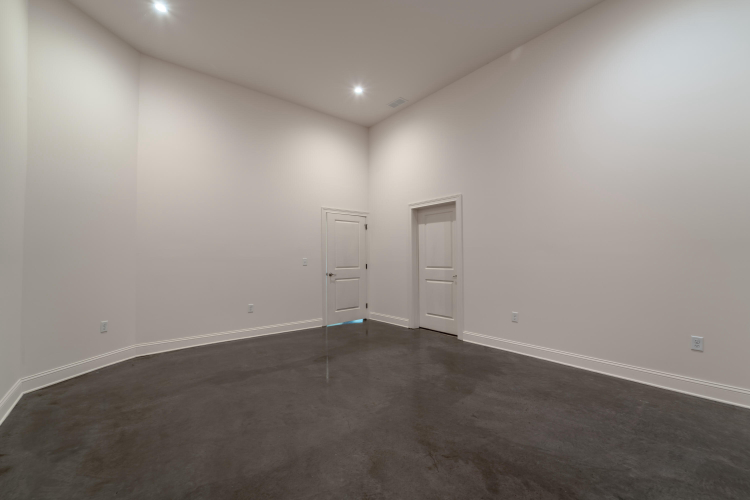Listing Image 41