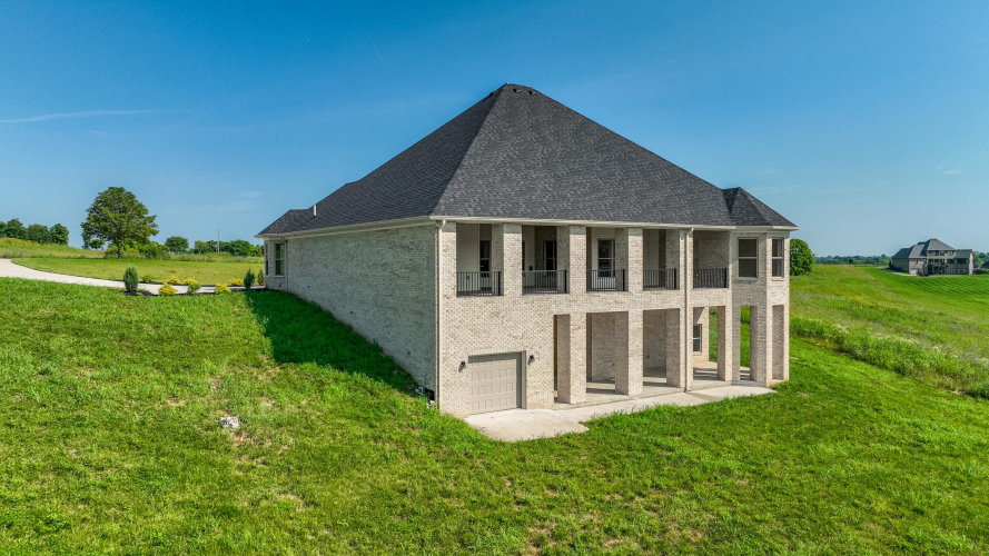 Listing Image 50