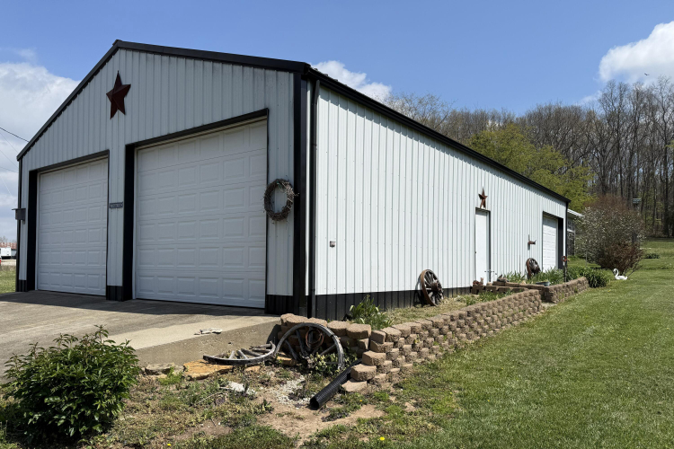 Listing Image 16
