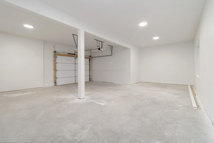 Listing Image 75