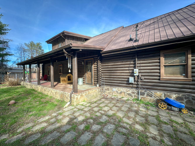 Listing Image 40