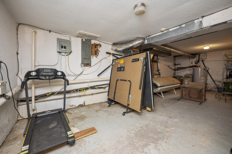 Listing Image 26